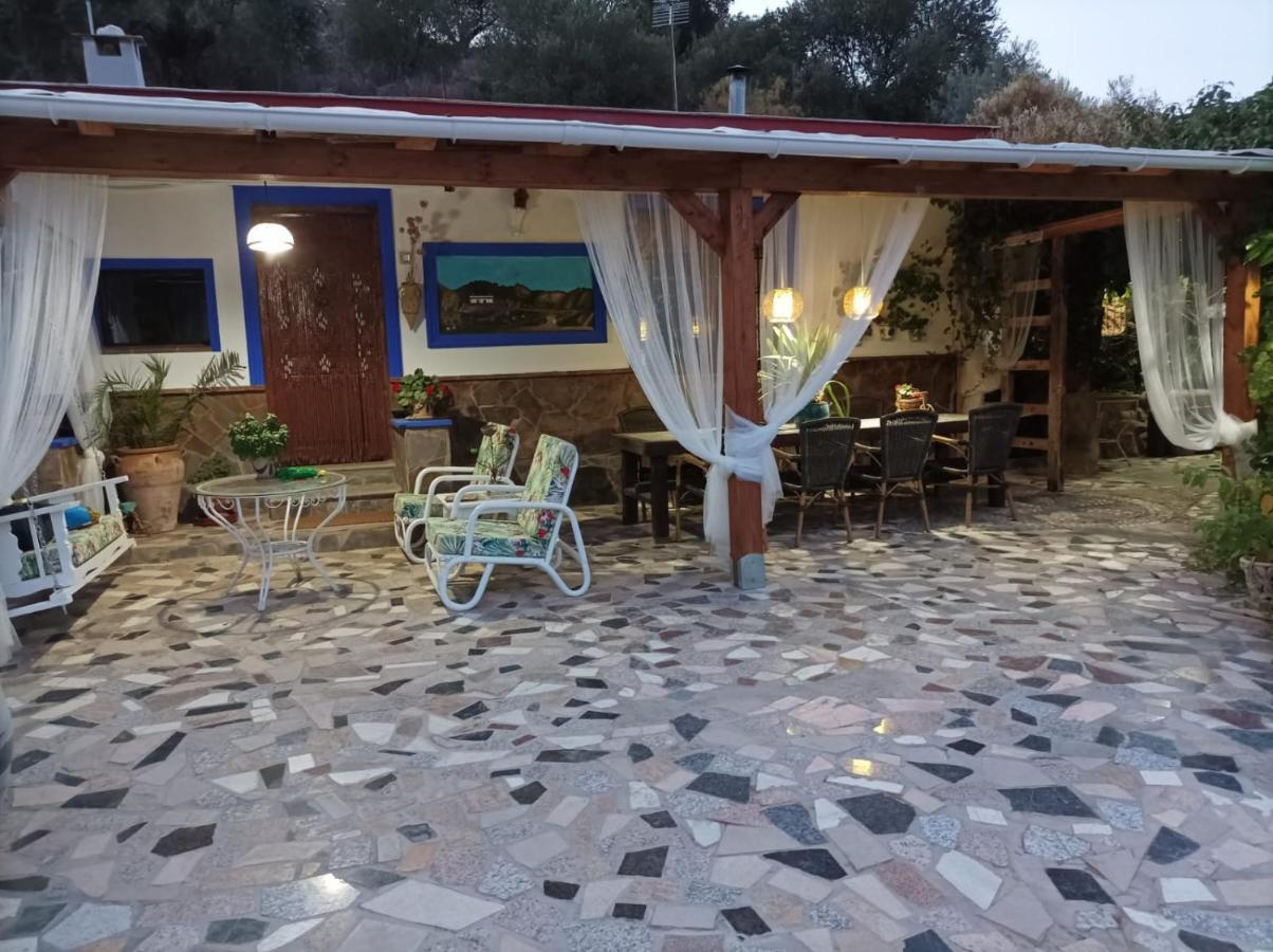Casa Rural La Ilusion Málaga Extérieur photo